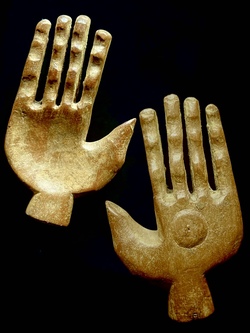 XV 37  Votive of a deformed hand