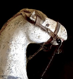 Santiaguito/Santiago Horse Body Mask - detail